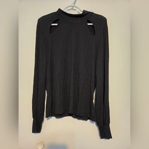 Mac and Me Women's Black Cutout Blouse-Size‎ Large